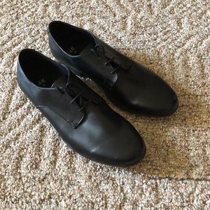 Men’s H&M black dress shoes